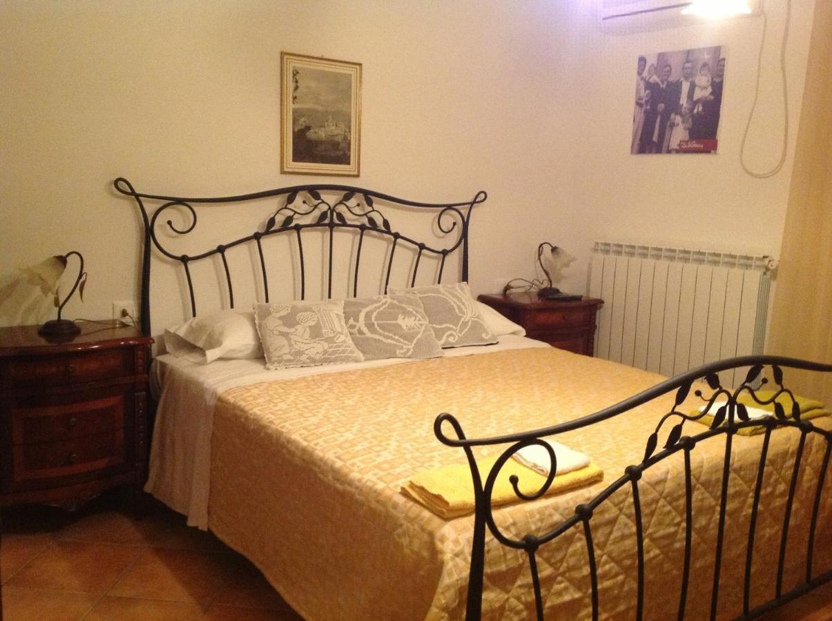 B&B "Za' Vittoria"#Lagodibomba Habitación foto